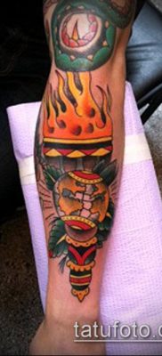 TATTOO TORCH No. 88 - jedinstvena verzija uzorka koji se može uspješno koristiti za transformaciju i tetoviranje baklje na lijevoj ruci