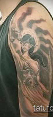 fotó Themis tetoválásról (jelentése) - egy példa egy érdekes tetoválási tervre - 021