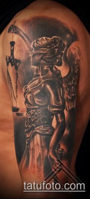 fotó Themis tetoválásról (jelentése) - példa egy érdekes tetoválási tervre - 017