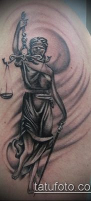 fotó Themis tetoválásról (jelentése) - egy példa egy érdekes tetoválási tervre - 015