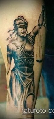 fotó Themis tetoválásról (jelentése) - példa egy érdekes tetoválási rajzra - 005