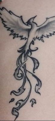Fénykép egy főnix tetoválásról lányoknak 2019.07.18. №016 - tetováló főnix lányoknak -