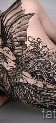 Tündér tetoválás a hátán - nagyszerű tetoválás