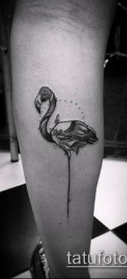 FLAMINGO TATTOO # 542 - نسخة حصرية من النمط الذي يمكن استخدامه بنجاح للتحويل والتطبيق كوشم فلامنغو على الساق