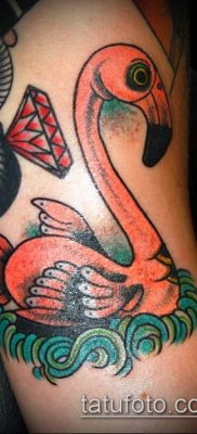 FLAMINGO TATTOO # 812 - نسخة مثيرة للاهتمام من النمط يمكن استخدامها بنجاح للتحويل والتطبيق مثل وشم فلامنغو على الساق