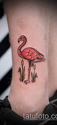 FLAMINGO TATTOO №975 - نسخة حصرية من النمط الذي يمكن استخدامه بنجاح للتغيير والتطبيق كوشم فلامنغو على الساق