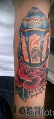 Снимка на татуировка на фенер за статия за значението на татуировка с фенер - tatufoto.ru - 53