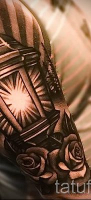 Снимка на татуировка на фенер за статия за значението на татуировка с фенер - tatufoto.ru - 40