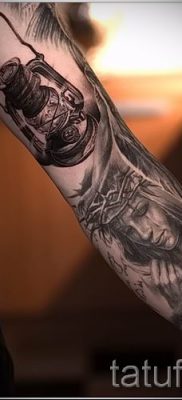 Снимка на татуировка на фенер за статия за значението на татуировка с фенер - tatufoto.ru - 36