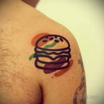 Zdjęcie tatuażu z hamburgerem 26.03.2021 №315 - tatuaż burgerowy -