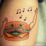 Zdjęcie tatuażu z hamburgerem 26.03.2021 №300 - tatuaż burger -