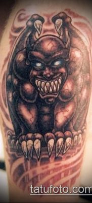 Fotó vízköpő tetoválásról (jelentése) - egy példa egy érdekes tetoválási rajzra - 033