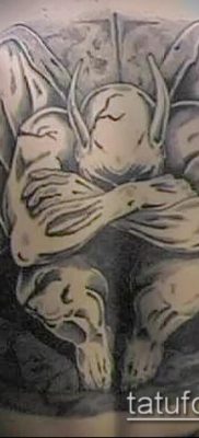 Fotó vízköpő tetoválásról (jelentése) - egy példa egy érdekes tetoválási tervre - 026