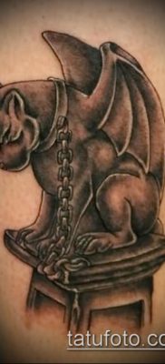 Fotó vízköpő tetoválásról (jelentése) - egy példa egy érdekes tetoválási rajzra - 010