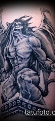 Fotó vízköpő tetoválásról (jelentése) - egy példa egy érdekes tetoválási rajzra - 003