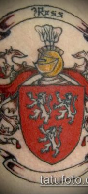 fotografija tetovaže grba (što znači) - primjer zanimljivog dizajna tetovaže - 134