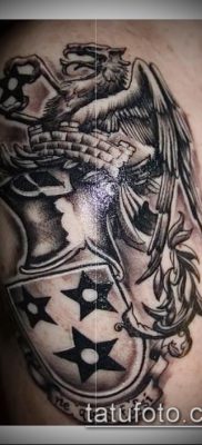 fotografija tetovaže grba (značenje) - primjer zanimljivog dizajna tetovaže - 111
