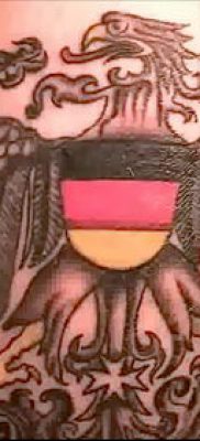 fotografija tetovaže grba (značenje) - primjer zanimljivog dizajna tetovaže - 108