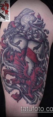 fotografija tetovaže grba (značenje) - primjer zanimljivog dizajna tetovaže - 056