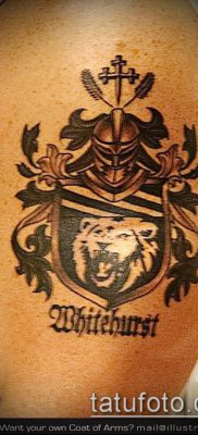 fotografija tetovaže grba (značenje) - primjer zanimljivog dizajna tetovaže - 040