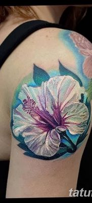снимка на татуировка на хибискус от 20.04.2018 г. №025 - татуировка хибискус -