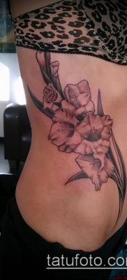 Fotó a kardvirág tetoválásról - példa rajz - 30052017 - példa - 006 Tetoválás kardvirág