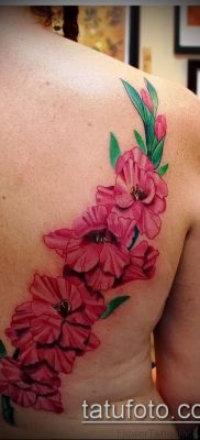 Fotó a kardvirág tetoválásról - példa rajz - 30052017 - példa - 031 Tetoválás kardvirág