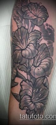 Fotó a kardvirág tetoválásról - példa rajz - 30052017 - példa - 051 Tetováló kardvirág
