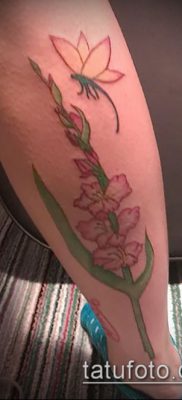 Fotó a kardvirág tetoválásról - példa rajz - 30052017 - példa - 054 Tetoválás kardvirág