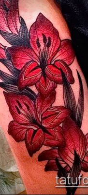 Fotó a kardvirág tetoválásról - példa rajz - 30052017 - példa - 056 Tetoválás kardvirág