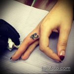 татуировка око на планина номер 477 - достойна версия на картината, която може успешно да се използва за финализиране и прилагане като татуировка на окото планина за мъже