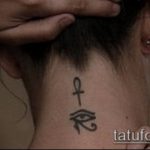 татуировка око на планина номер 456 е готина версия на картината, която може лесно да се използва за преразглеждане и прилагане като татуировка око с планинско значение за жени