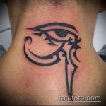 татуировка на окото-планина номер 50-готина версия на картината, която може успешно да се използва за промяна и нанасяне на татуировка на гърба като око-планина