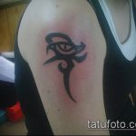 татуировка око на планина №918 - изключителна версия на модела, която може успешно да се използва за обработка и нанасяне като татуировка на окото планина на гърба