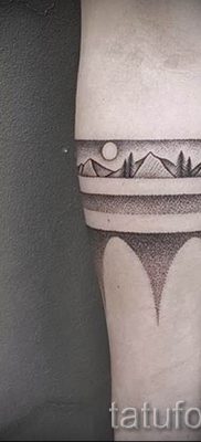Снимка на планинска татуировка - за статия за значението на татуировка с модел на планина - tatufoto.ru - 36