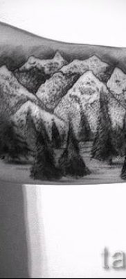Снимка на планинска татуировка - за статия за значението на татуировка с модел на планина - tatufoto.ru - 13