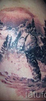 Снимка на планинска татуировка - за статия за значението на татуировка с модел на планина - tatufoto.ru - 12