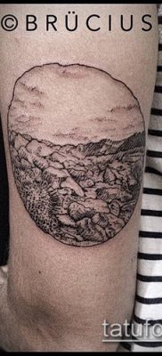 татуировка гравиране # 560 е уникална версия на модела, която може успешно да се използва за усъвършенстване и приложение като гравиране на татуировка