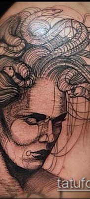 гравиране на татуировка # 970 е достойна версия на модела, който може лесно да се използва за трансформация и приложение като татуировка за гравиране