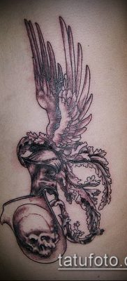 татуировка гравиране номер 78 е готина версия на рисунката, която може успешно да се използва за финализиране и прилагане като животни за гравиране на татуировки