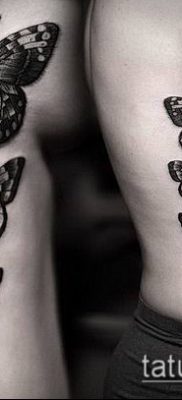 гравиране на татуировка номер 703 - уникална версия на модела, която може лесно да се използва за промяна и прилагане като малка гравюра за татуировка