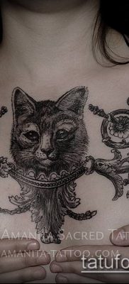 гравиране на татуировка # 523 е готина версия на модела, която може лесно да се използва за трансформиране и прилагане като малка гравюра