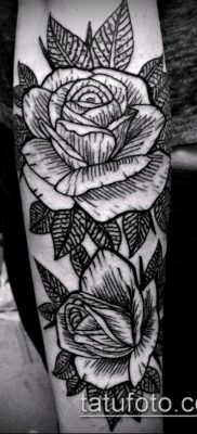 гравиране на татуировка # 885 е интересна версия на модела, която може да се използва добре за трансформиране и прилагане на гравюрата на Рембранд като татуировка