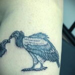 مثال على رسم وشم طائر نسر 13.12.2020 №393 -نسر الوشم-