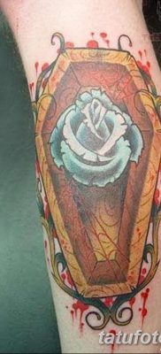 fotografija tetovaže lijesa od 21.12.2017. br. 022 - Tetovaža lijesa -