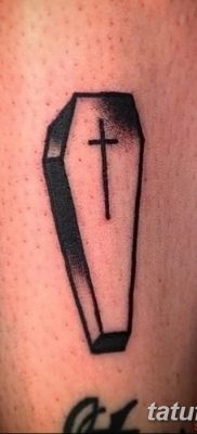 fotografija tetovaže lijesa od 21.12.2017. br. 037 - Tetovaža lijesa -