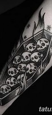 fotografija tetovaže lijesa od 21.12.2017. br. 040 - Tetovaža lijesa -