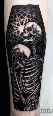 fotografija tetovaže lijesa od 21.12.2017. br. 075 - Tetovaža lijesa -