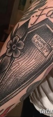 fotografija tetovaže lijesa od 21.12.2017. br. 083 - Tetovaža lijesa -