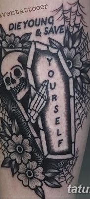 fotografija tetovaže lijesa od 21.12.2017. br. 093 - Tetovaža lijesa -